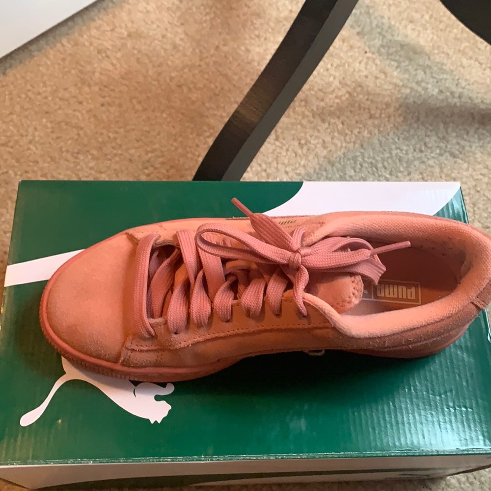 Puma Suede Sneakers